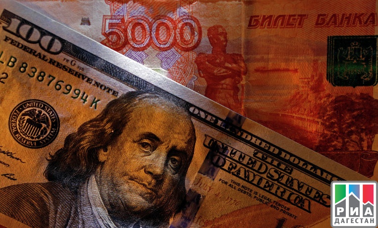 Доллар дорожает к евро в ожидании выступления Йеллен