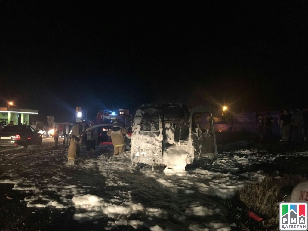 «Газель» и «Девятка» загорелись после ДТП в Карабудахкентском районе, есть погибший
