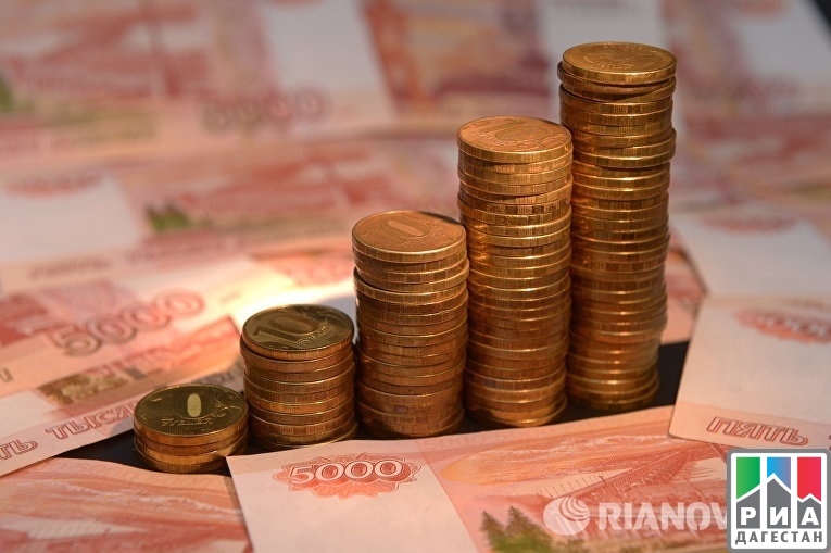 Опрос ВЦИОМ: жители России дают за доллар 49 руб. через год