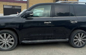 Автоблогер из Дагестана лишился своего автомобиля «Лексус LХ-570» за опасные пранки
