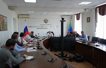 В Дагестане яровыми засеяна почти половина от запланированной площади сельхозземель