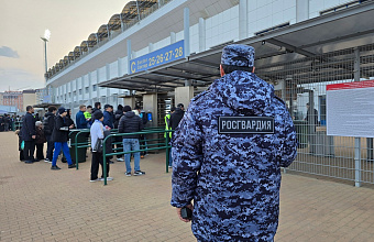 Росгвардейцы обеспечили безопасность футбольного матча в Каспийске