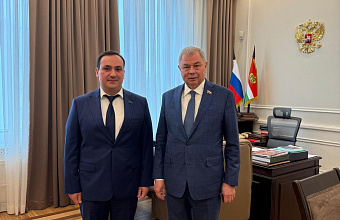 Депутат Народного Собрания РД Осман Булатов встретился с сенатором Совета Федерации РФ Анатолием Артамоновым