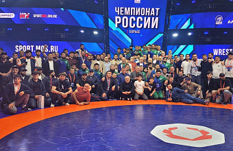 Заур Аскендеров поздравил дагестанских вольников с успехом на чемпионате России