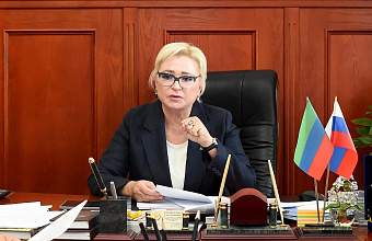 Елена Павлюченко: «Личные амбиции педагогов не должны ставиться выше интересов детей»