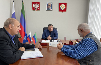 Сайгидпаша Умаханов взял на контроль вопросы семей участников СВО