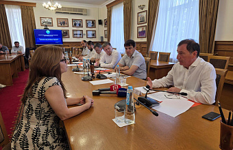 Председатель Народного Собрания Дагестана Заур Аскендеров провел прием граждан