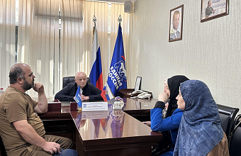 Депутат Абдулхаким Гаджиев провел прием граждан