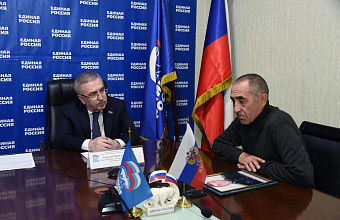 Юрий Левицкий провел прием граждан в Махачкале