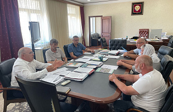 В Дагестане против саранчовых вредителей обработано чуть более 32 тыс. гектаров