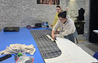 Дочь участника СВО из Избербаша прошла обучение на швею при поддержке Центра занятости