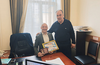 Депутат НС РД Гасан Османов награжден орденом «Герой тыла»