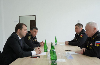 Начальник службы Главного командования ВМФ России посетил военный учебный центр ДГТУ