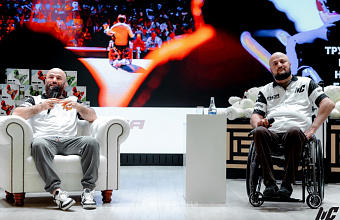 Магомед Исмаилов и Муса Таймазов провели встречу с молодежью в Грозном