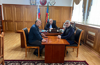 Депутат Джамалудин Нажмудинов провел прием граждан в Гергебильском районе