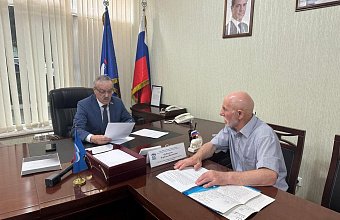 Депутат Госдумы РФ Нурбаганд Нурбагандов рассмотрел обращения дагестанцев