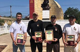 Дагестанцы, спасшие пассажиров тонущего автобуса, награждены орденами «Честь и гордость Дагестана»