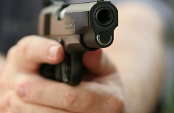 Полицейские разбираются в обстоятельствах стрельбы в Махачкале