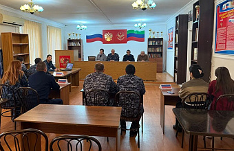 Сотрудники ИК № 7 проверили знание основного закона в интеллектуальной викторине «Лучший знаток Конституции»