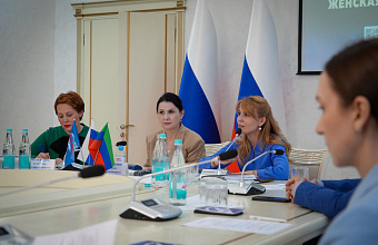 «Единая Россия» провела в Дагестане обучающий курс женской политшколы для активисток республики