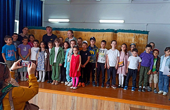 Артисты Дагестанского театра кукол выступили в районах