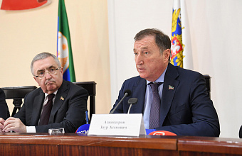 Заур Аскендеров: «Наша задача – устранить все барьеры, создать надежную правовую основу для поддержки людей»