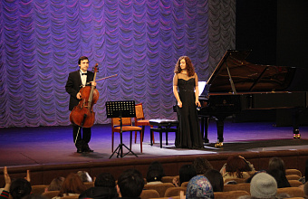 В Дагестане прошли гастроли виолончелиста Глеба Степанова и пианистки Десиславы Бобриной
