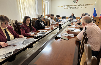 В Минобрнауки Дагестана обсудили организацию горячего питания школьников