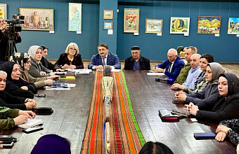 Джамаладин Гасанов провел встречу с руководителями женских общественных организаций