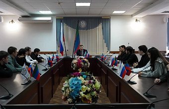 Ректор Даггостехуниверситета встретился со студенческим активом вуза