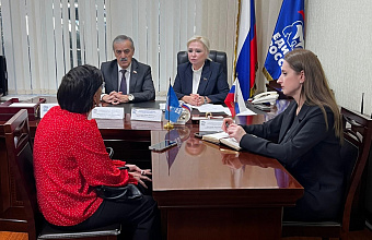 «Единая Россия» провела прием граждан по вопросам образования