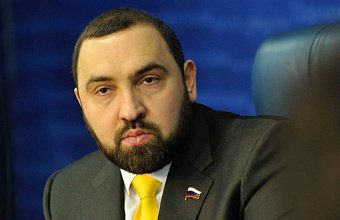 Султан Хамзаев считает необходимым клеймить позором проворовавшихся чиновников