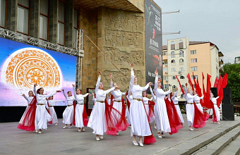 В Махачкале прошел масштабный фестиваль детского творчества «Маленькие горцы»