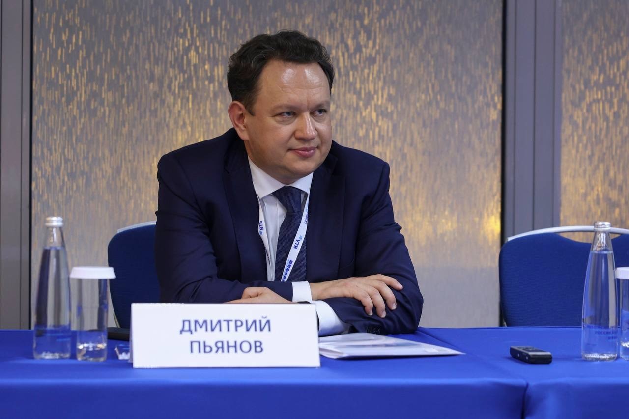 Чистая прибыль группы ВТБ за 8 месяцев составила 327,6 млрд рублей