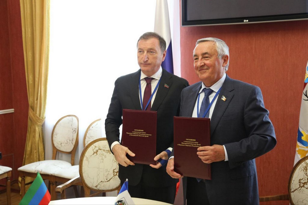 Парламент Дагестана и Новгородская областная дума подписали соглашение