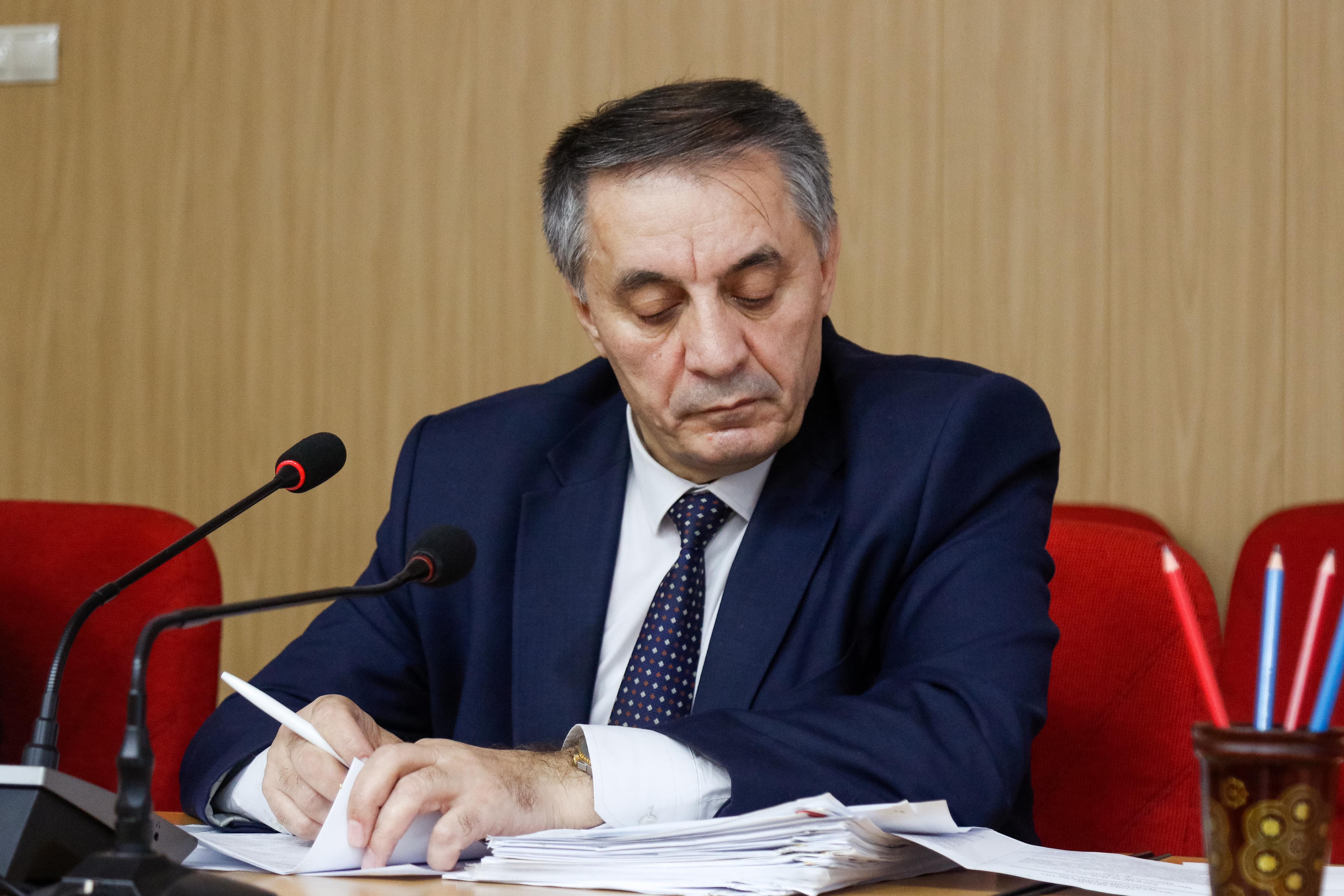 Абдурахман Махмудов провел расширенное совещание по деятельности Минтруда Дагестана