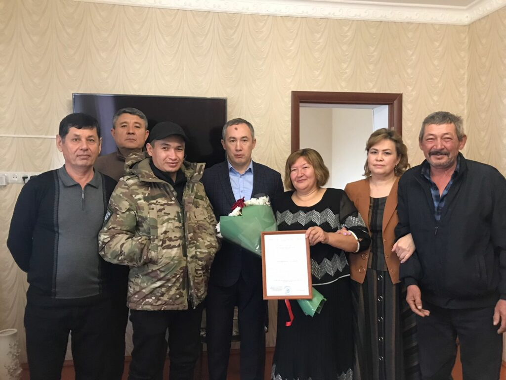 Жительница села Ленинаул Ногайского района получила сертификат на приобретение жилья