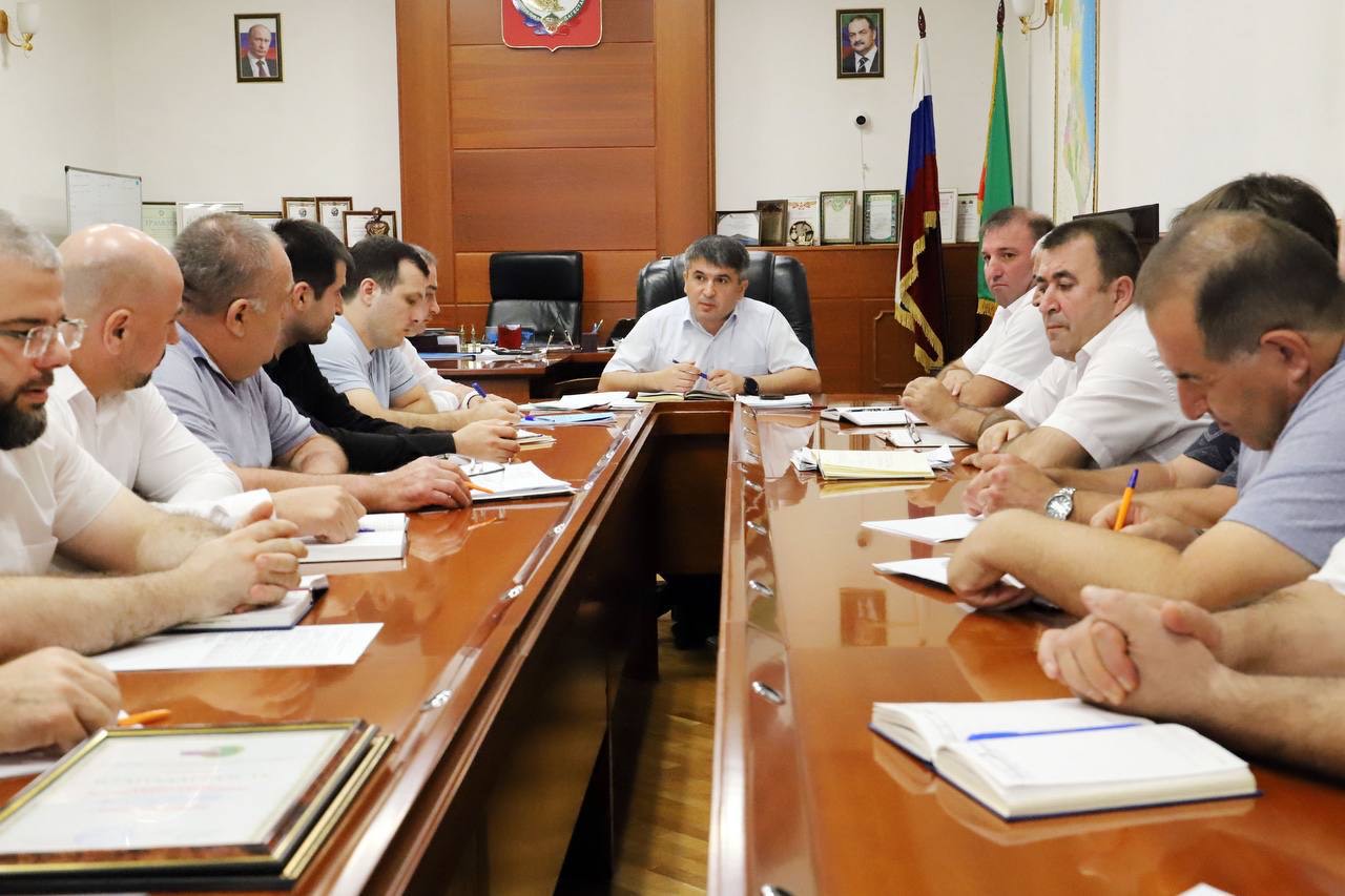 Товарищеский матч по футболу пройдет в Табасаранском районе ко Дню физкультурника