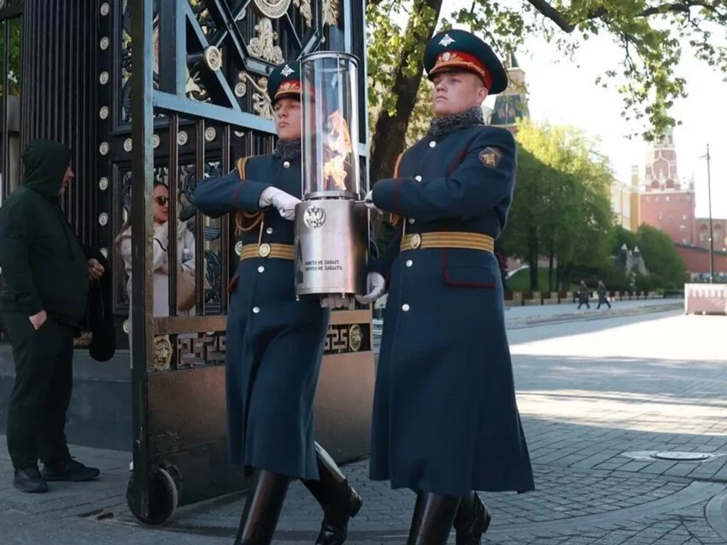 В России стартовала акция "Огонь памяти"