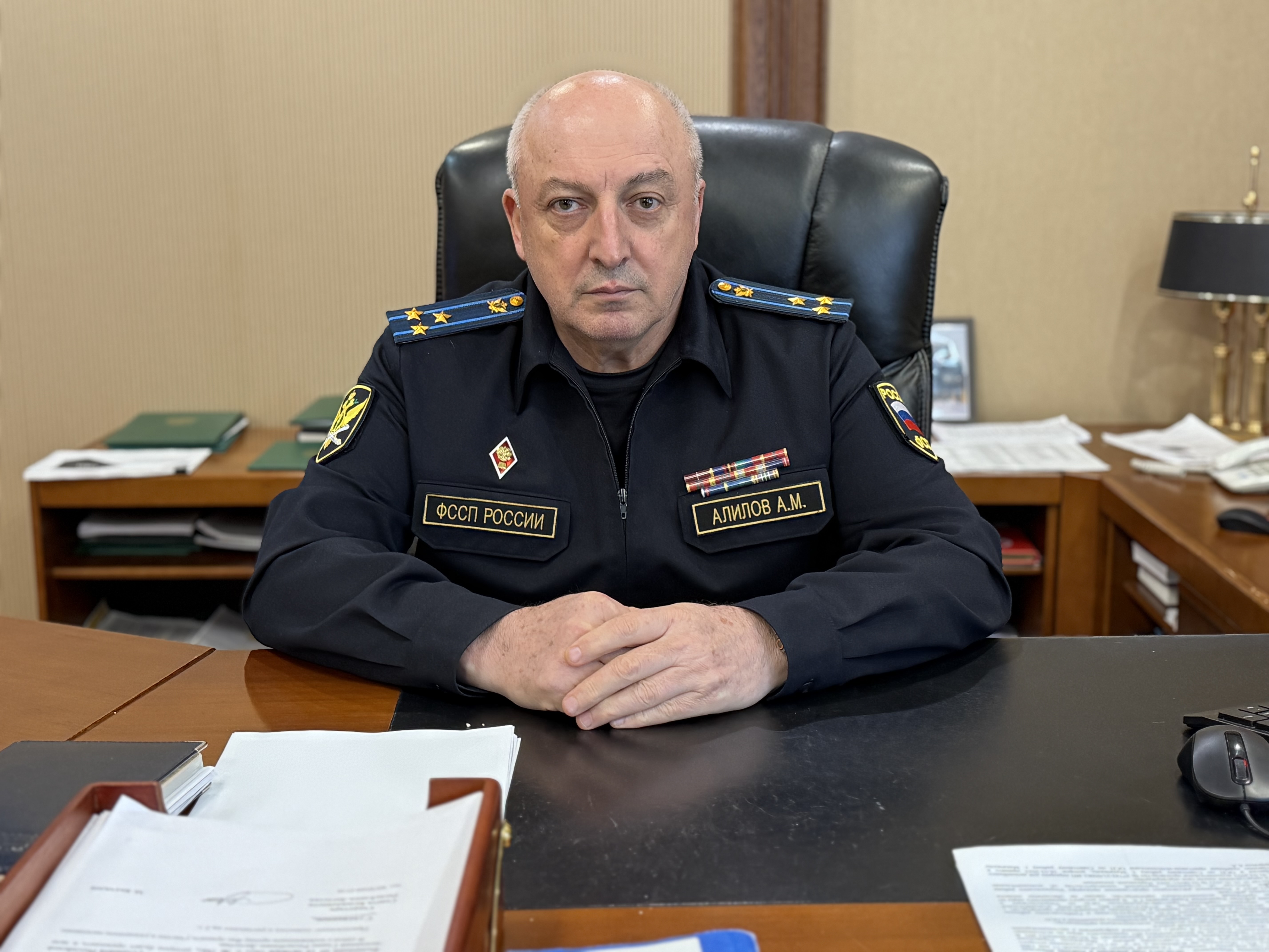 Главный судебный пристав РД: «У нас в приоритете защита прав детей»