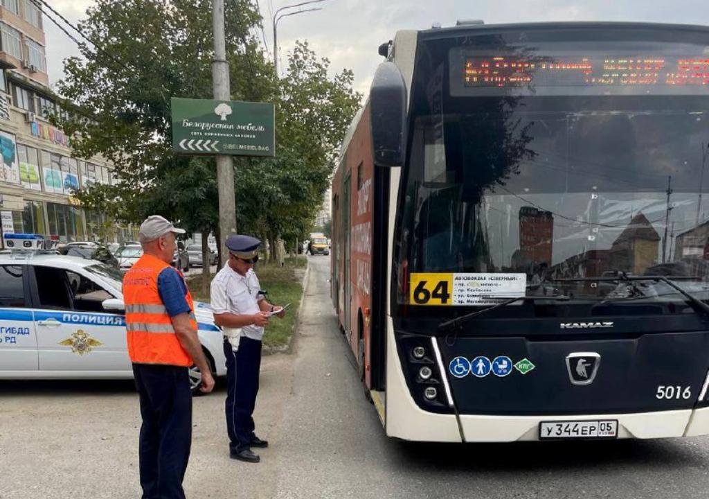 В Махачкале выявили нарушения в сфере пассажирских перевозок