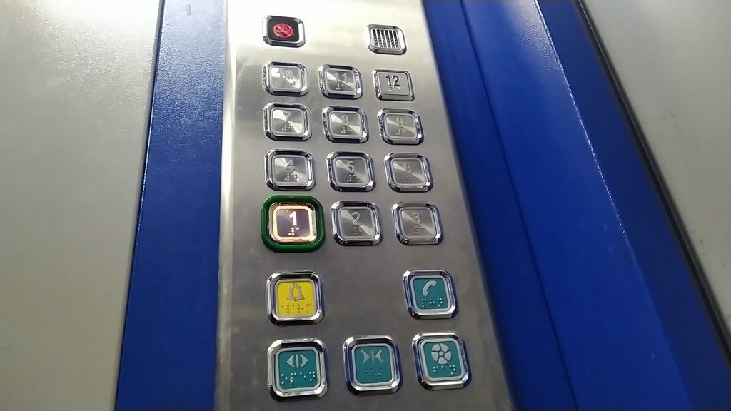 КЭАЗ поставляет лифты для Астраханской области