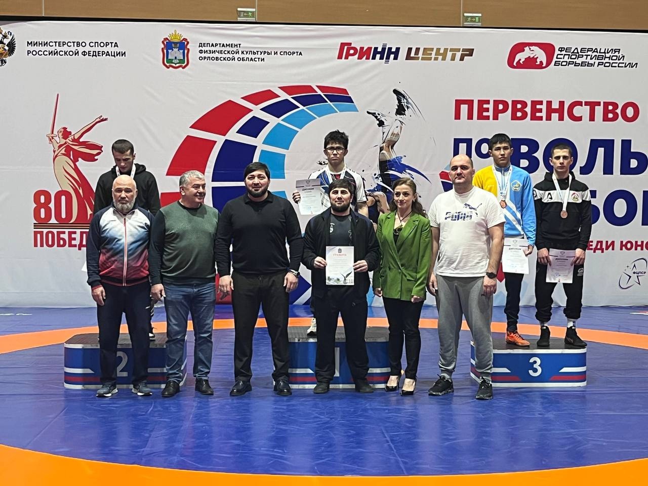 Двое дагестанских борцов победители на Первенстве России