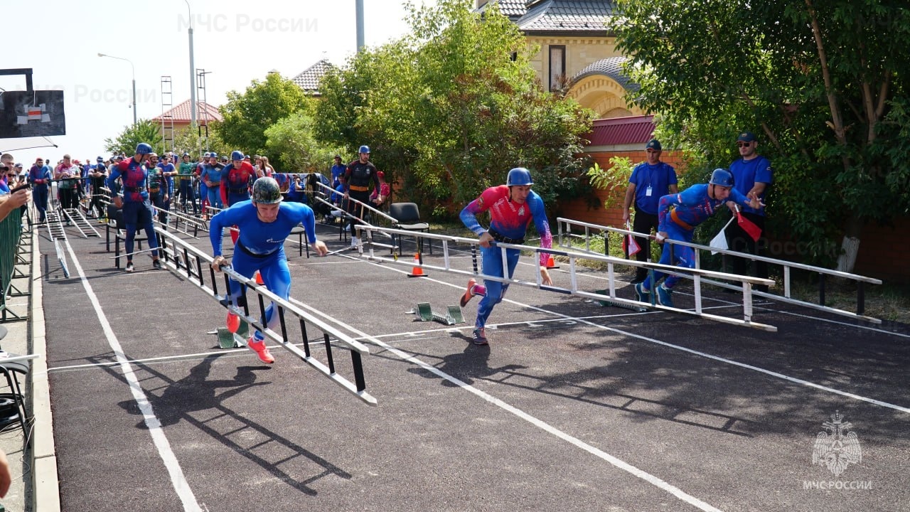 Дагестан принимает Всероссийские соревнования МЧС по пожарно-спасательному спорту