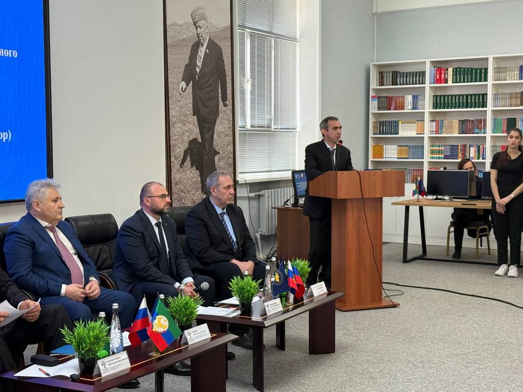 Глав муниципальных образований Дагестана призвали принять программы повышения эффективности использования земель