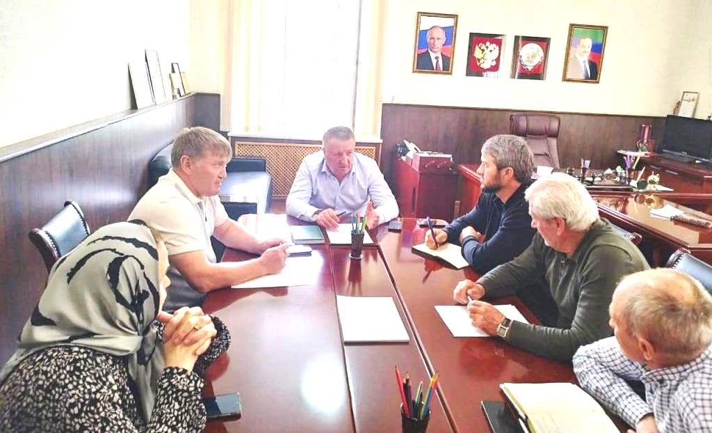 В Гунибском районе обсудили вопрос самовольного строительства