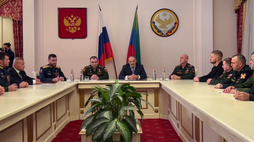 Сергей Меликов встретился со старшими офицерами в Постпредстве Дагестана в Москве
