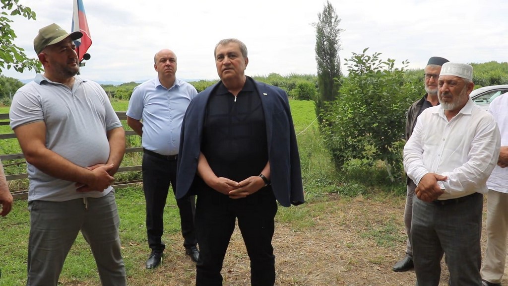 Глава Дербентского района принял участие в маджлисе паломников хаджа