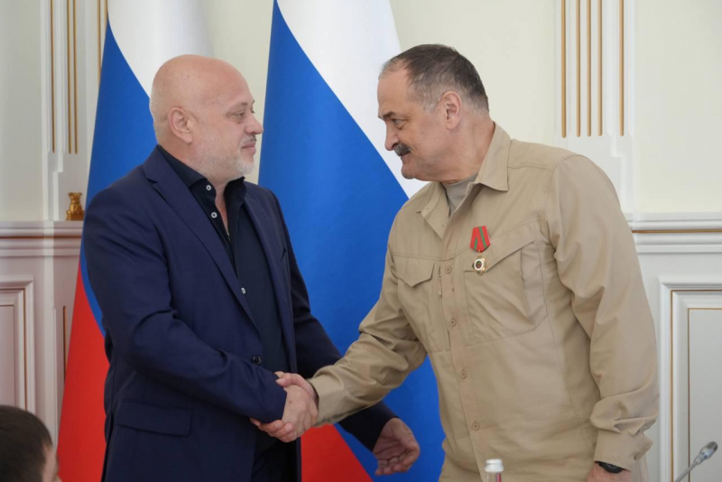 Сергей Меликов встретился с главой Михайловского района Вячеславом Бедняком