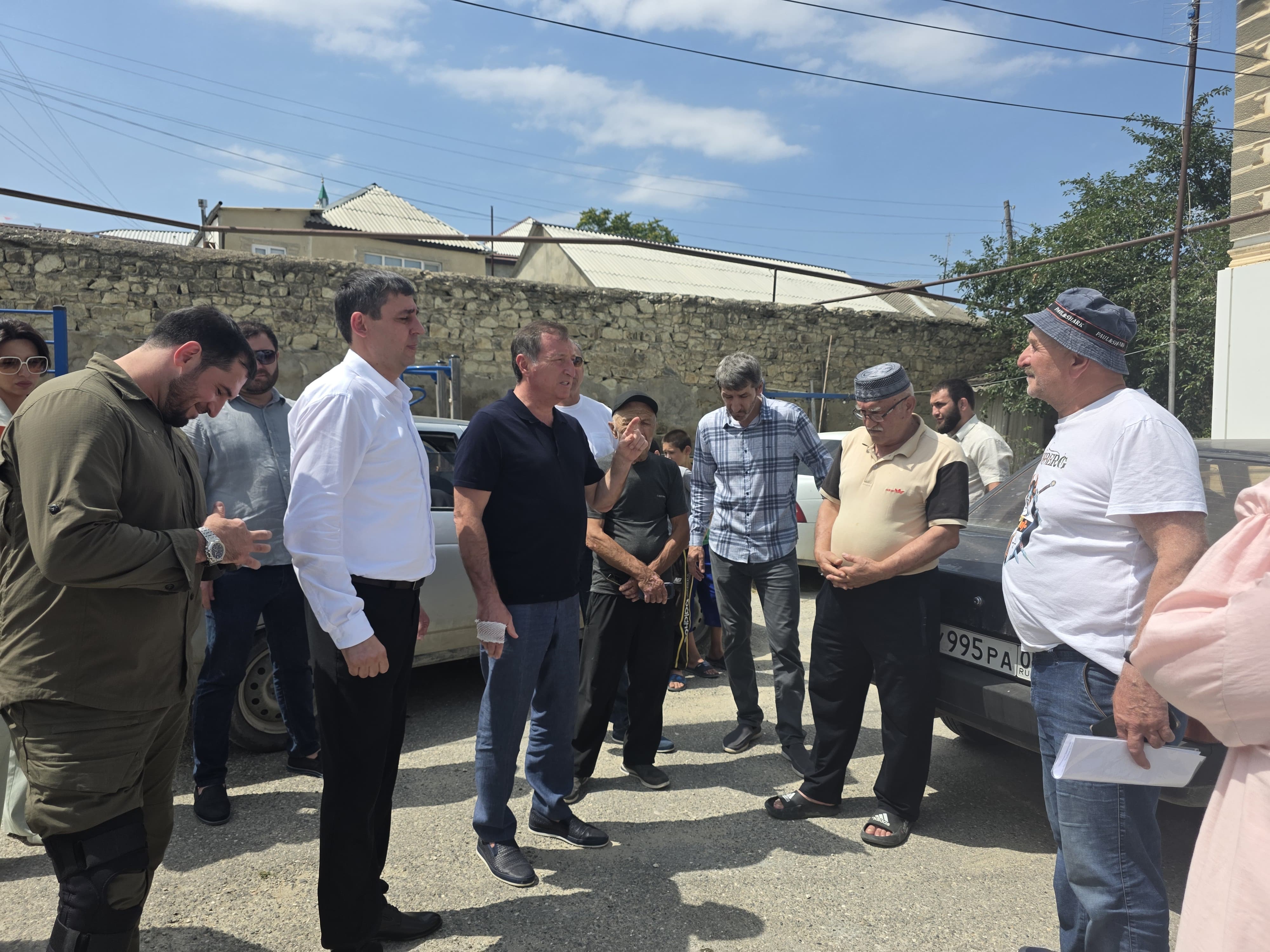 Заур Аскендеров встретился с жителями села Верхний Дженгутай